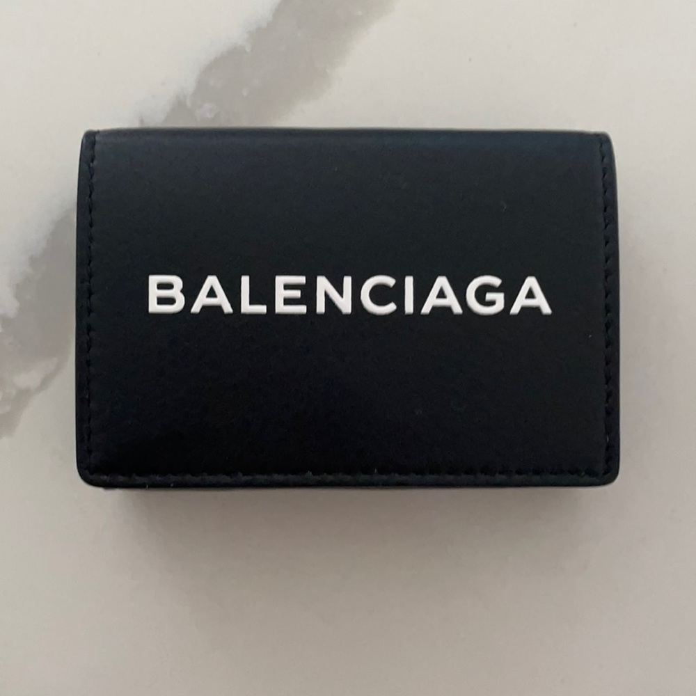 Men’s balenciaga wallet